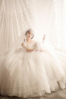 韩国高级定制婚纱