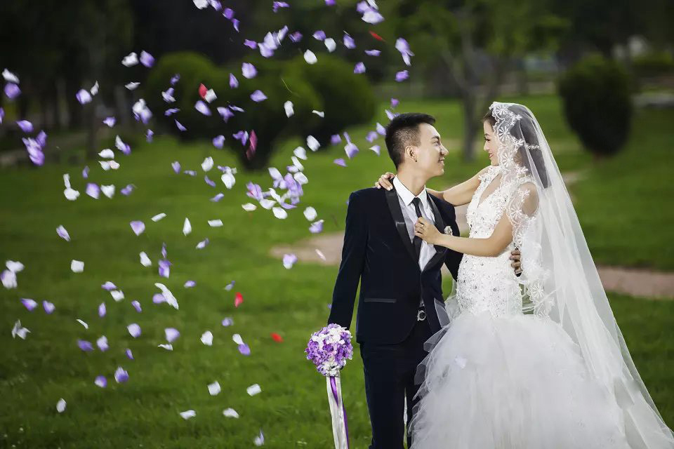 水晶之恋●草坪婚纱