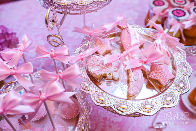 【龙凤作品】威尼斯酒店 裸粉的柔情与优美并存