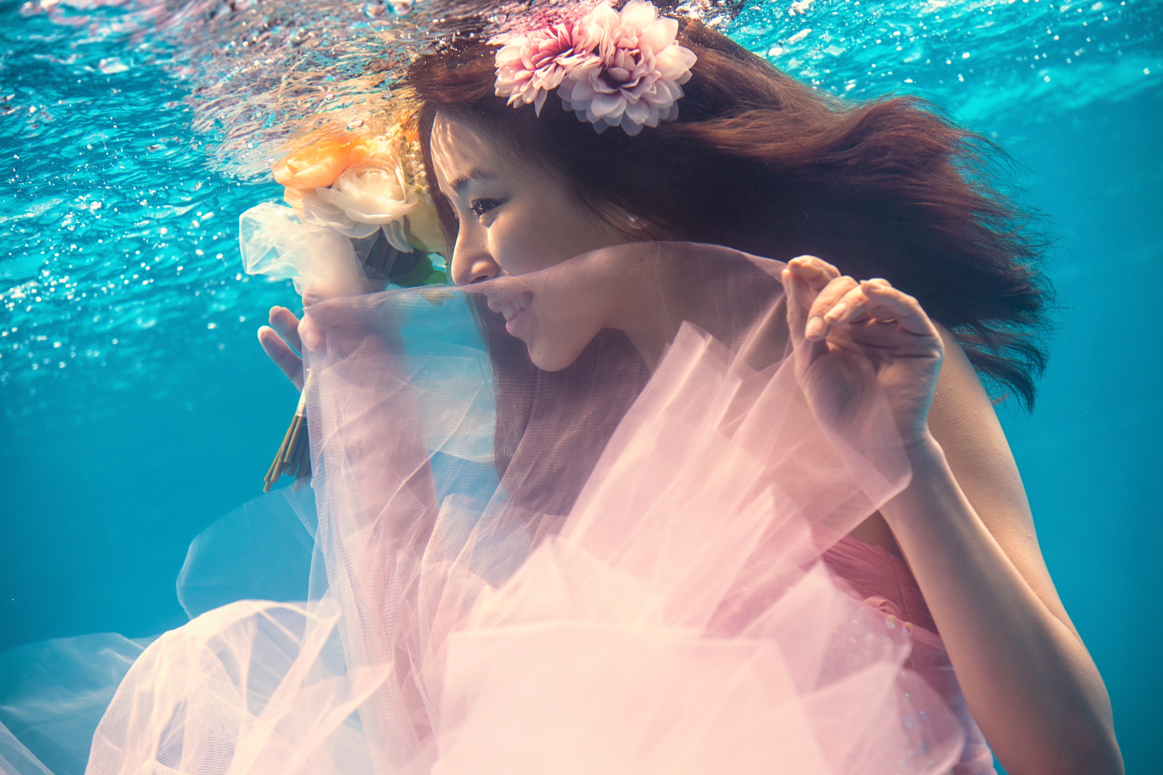 璀璨巴黎水下美人魚婚紗照圖片