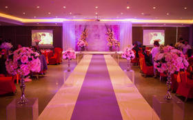 紫色婚礼布置 唯美主题