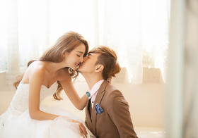 韩式内景婚纱摄影——你给的幸福