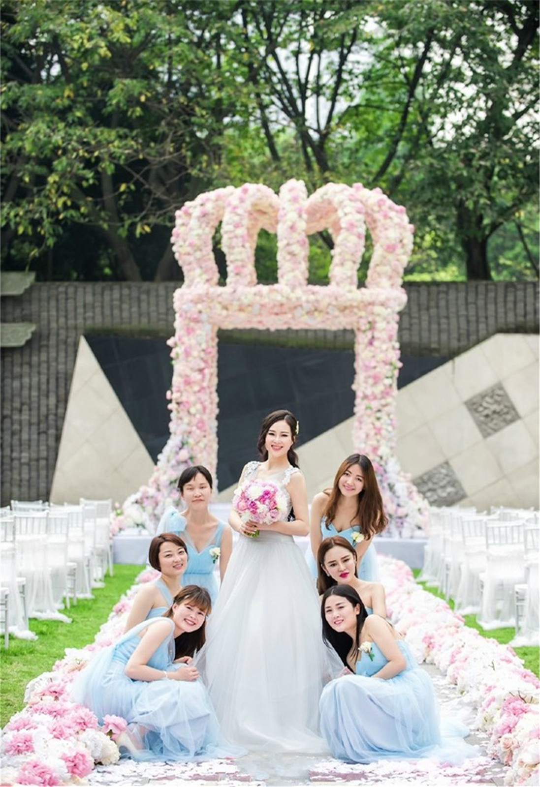 【臺灣布蕾絲婚紗】清澈的藍——新娘和伴娘的禮服
