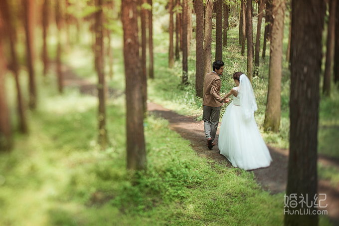 南宁永恒婚纱_永恒巴黎婚纱(2)