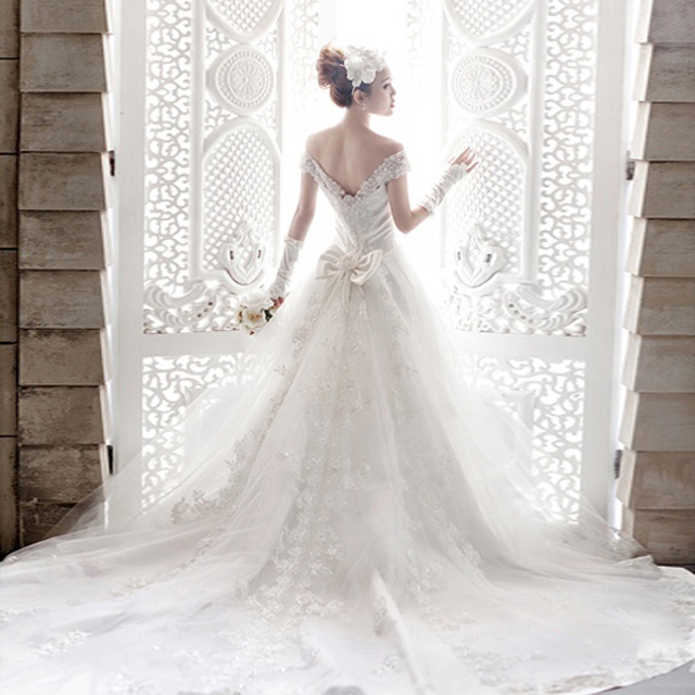 韓式一字肩拖尾公主新娘蕾絲婚紗禮服