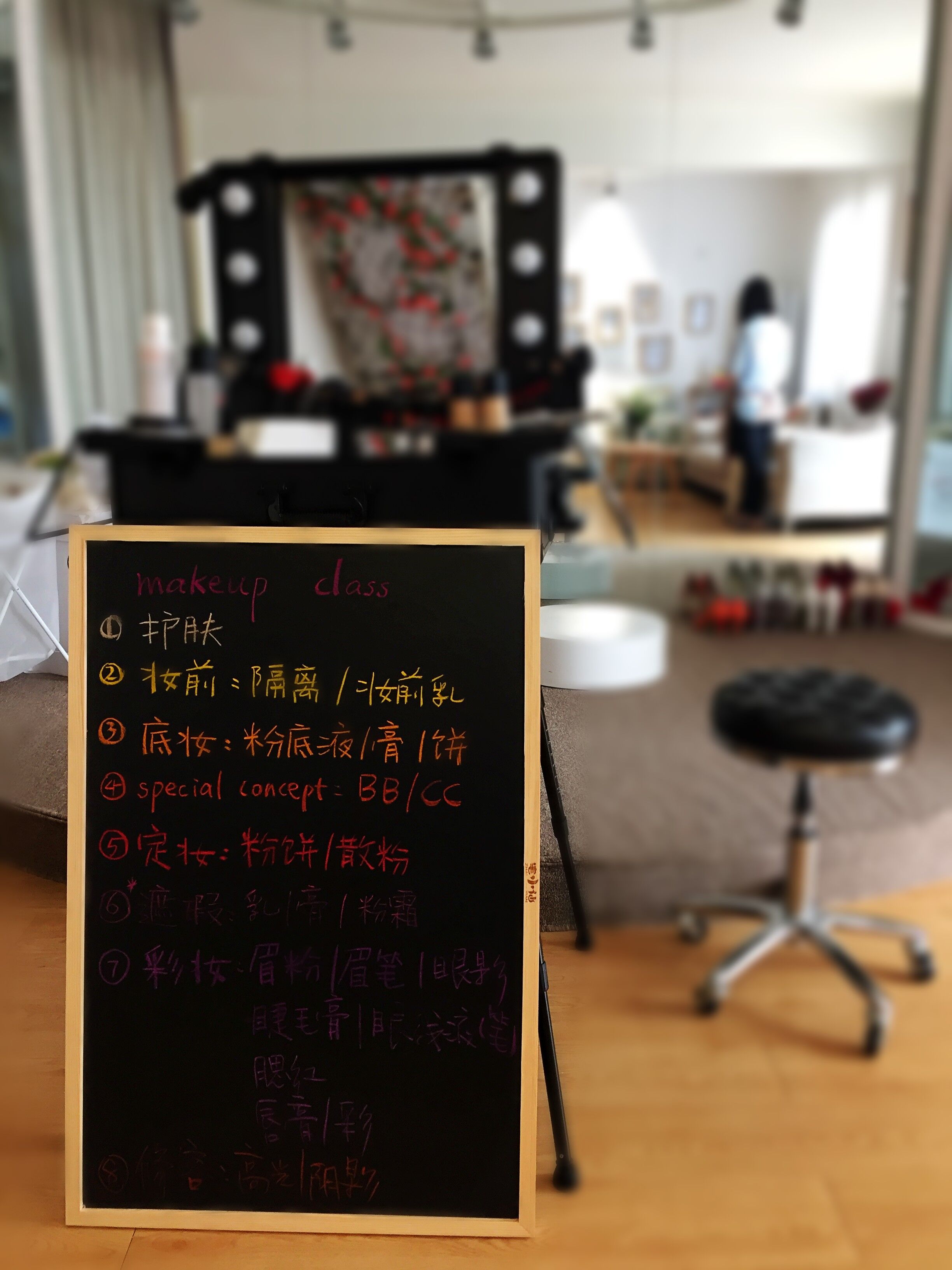 西安花涧婚纱设计定制馆