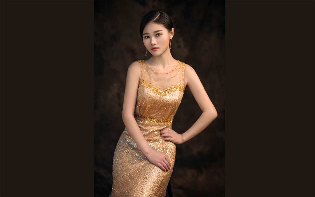 胡曼（不同风格的女司仪 让你的婚礼与众不同）