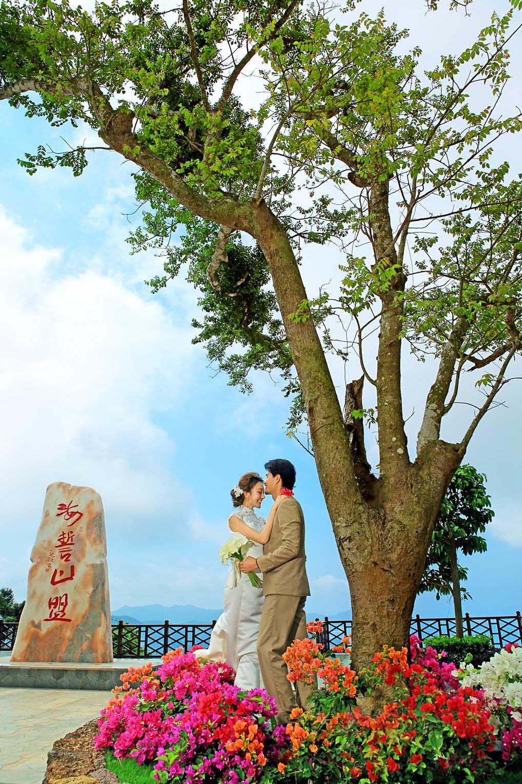 【北纬18度上的爱情圣地】凤凰岭海誓山盟水晶教堂