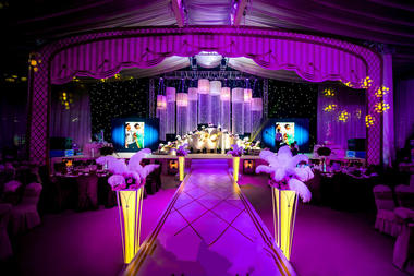 一克拉的光芒——经典紫色主题婚礼布置