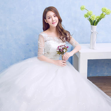 秋冬新款韩版白色蕾丝简约齐地婚纱中袖一字肩婚纱