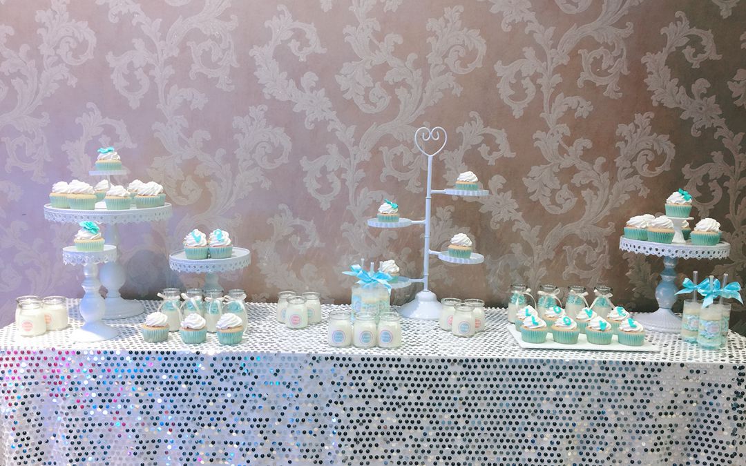 「蜜糖·定制」小清新蓝白相间婚礼甜品台