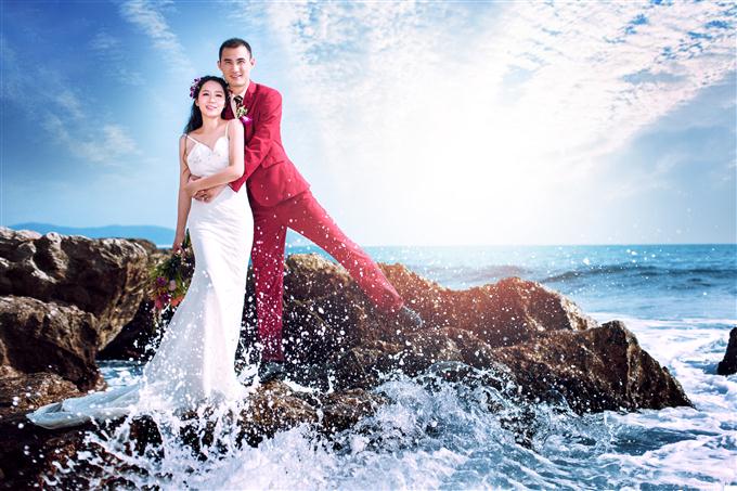 半山半島送給劉富夫婦祝福永遠幸?？鞓?
                /></div><div   id=