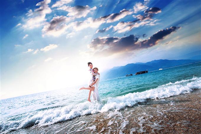 分界洲送給張冉冉夫婦祝福永遠幸福快樂