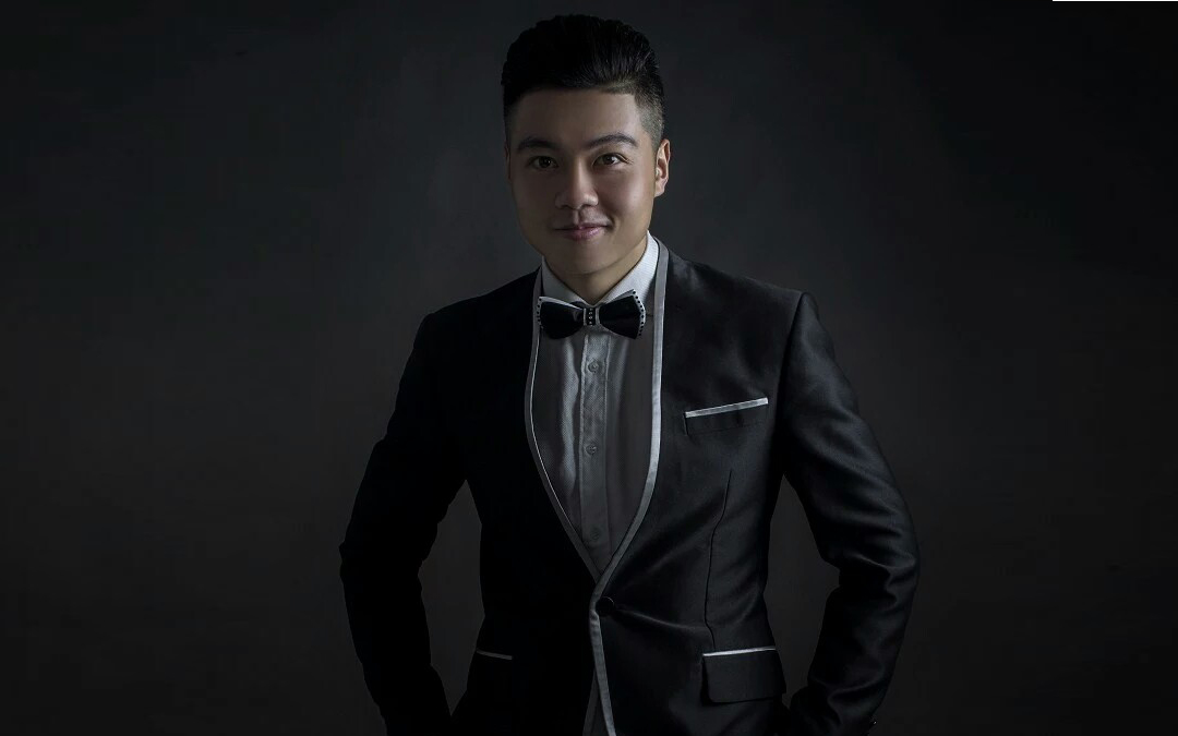 【9.9元抢黄金档】资深主持-吴亚杰