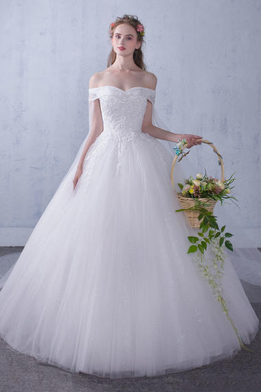 新款婚纱礼服一字肩齐地新娘结婚韩式简约修身拖尾飘纱