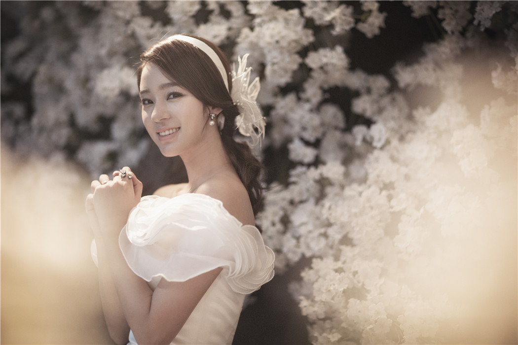 波西米亚韩式时尚内景婚纱照