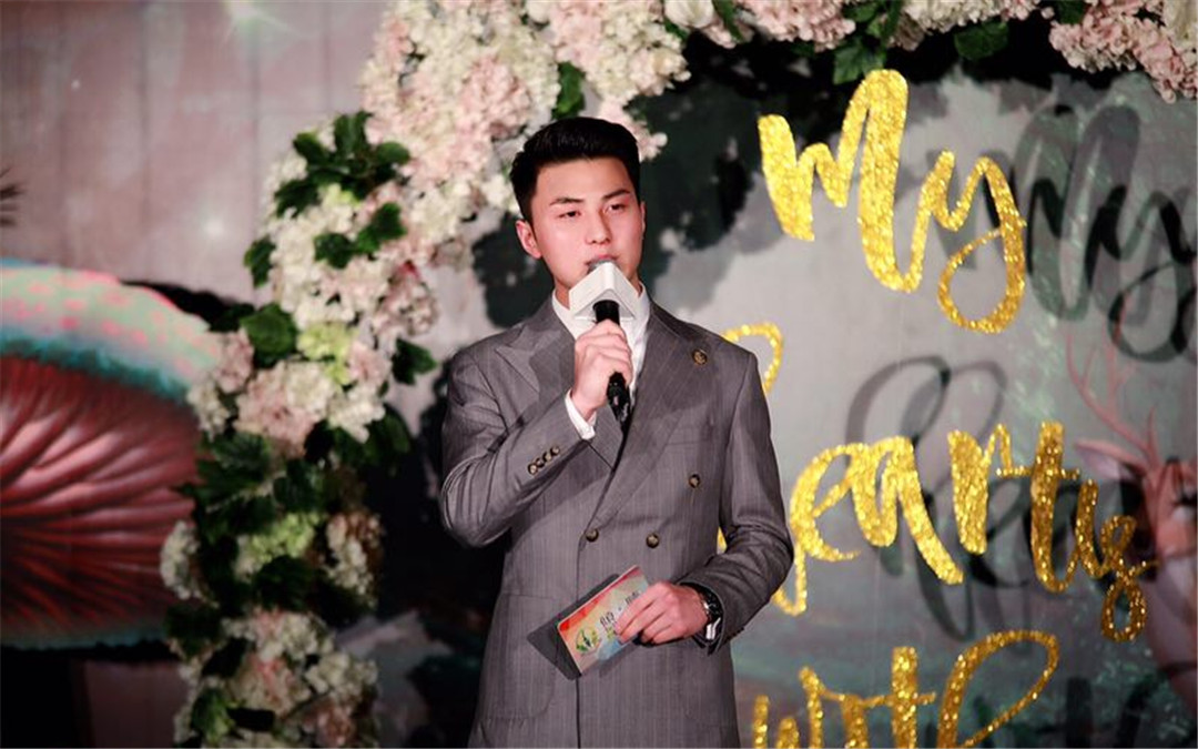 【倾听】能量组成员 秦万