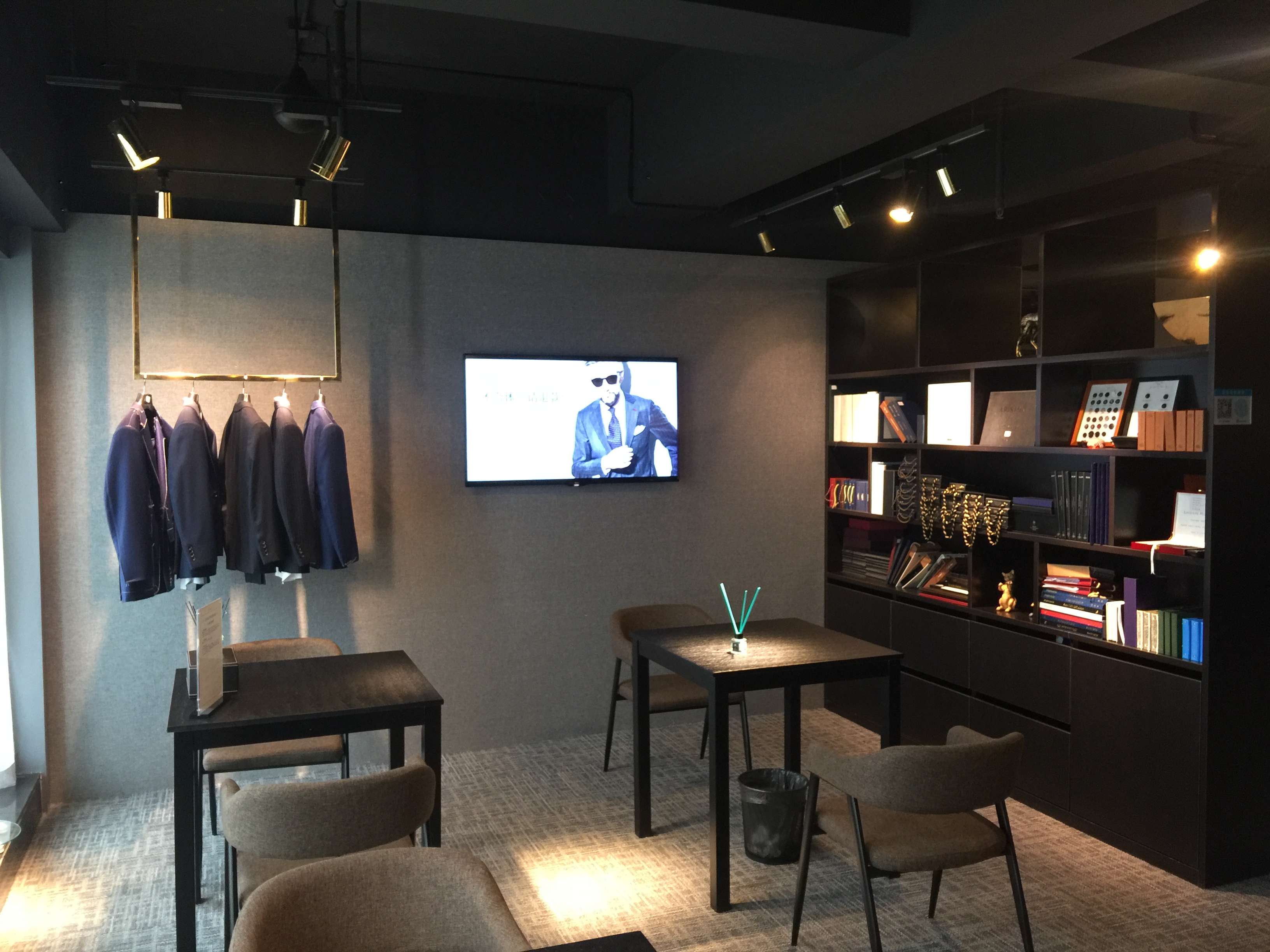 优山定制西服(春熙路店)