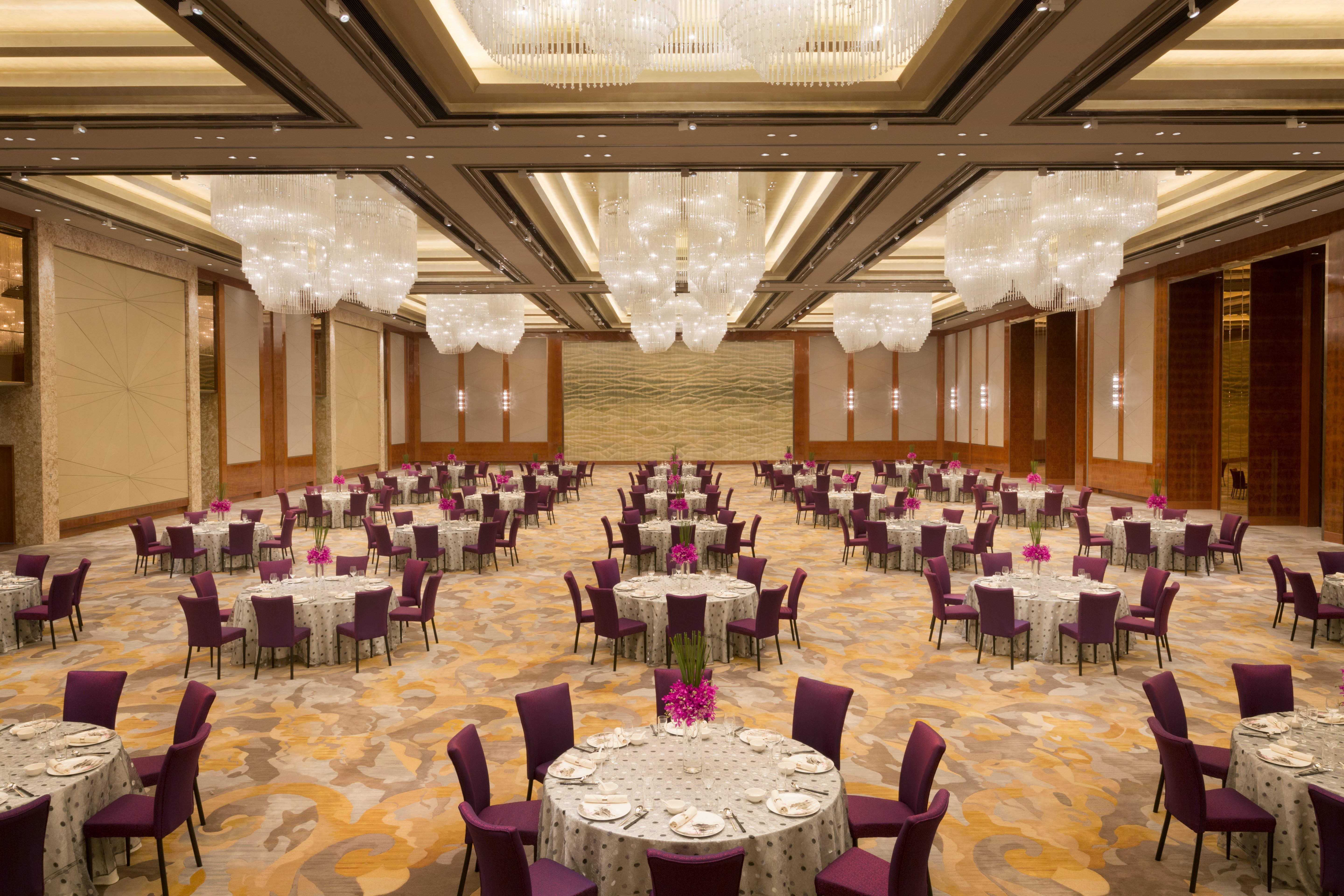 一家有草原特色的酒店 呼和浩特香格里拉大酒店 - 中国日报网