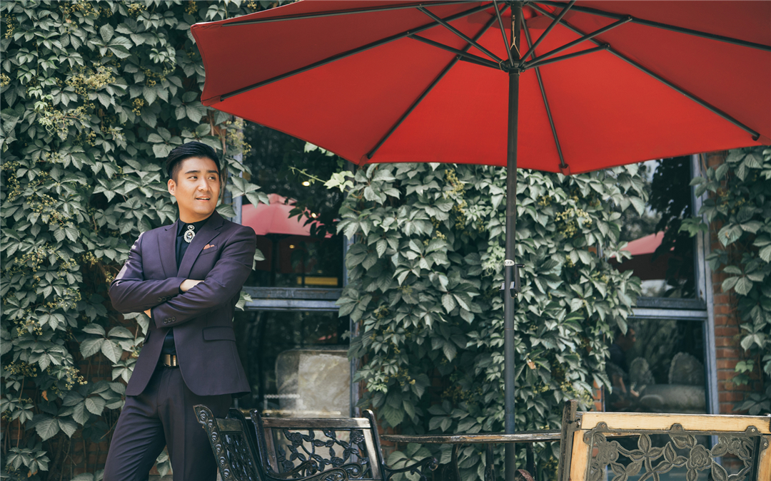 【7人精英团队】首席主持+5D摄像+跟妆+摄影