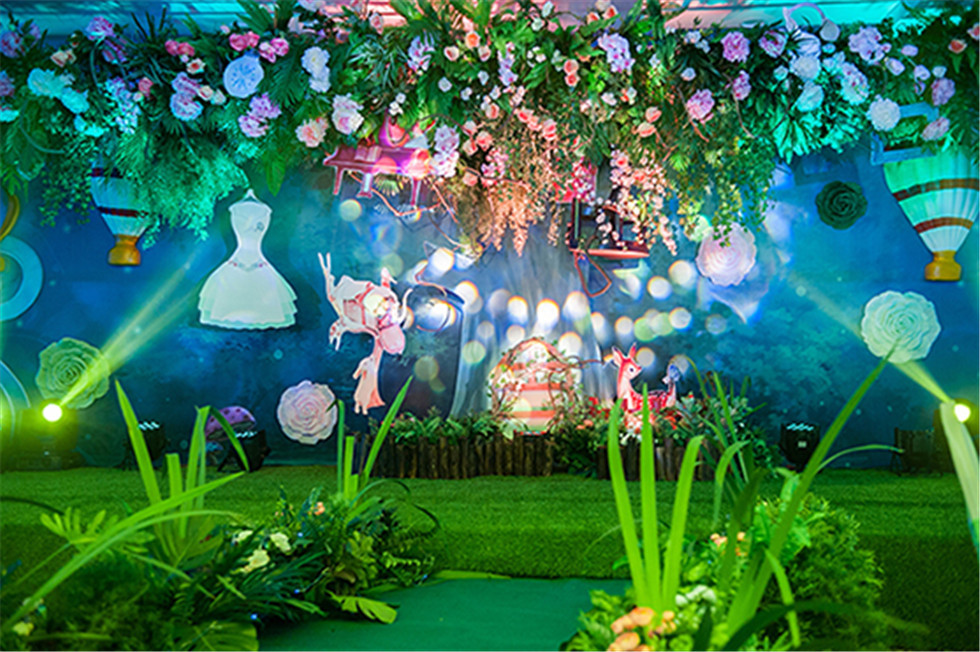 唯美森系婚礼：公主的童话森林