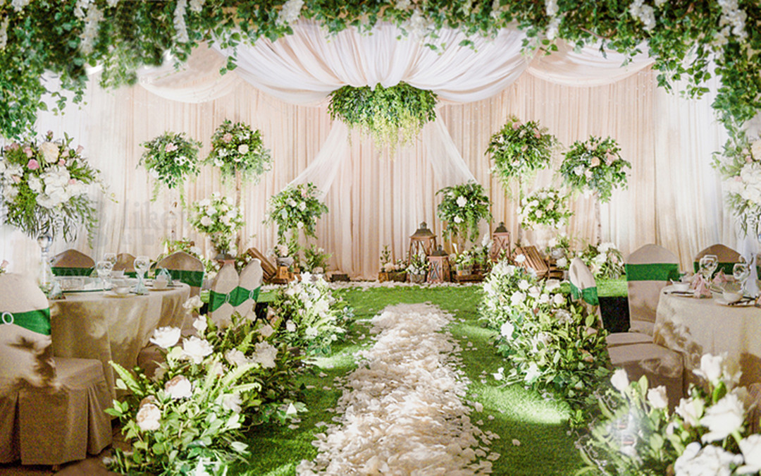 【雜事婚禮】每個(gè)人都在談?wù)搻?
                /></div></div><div   id=