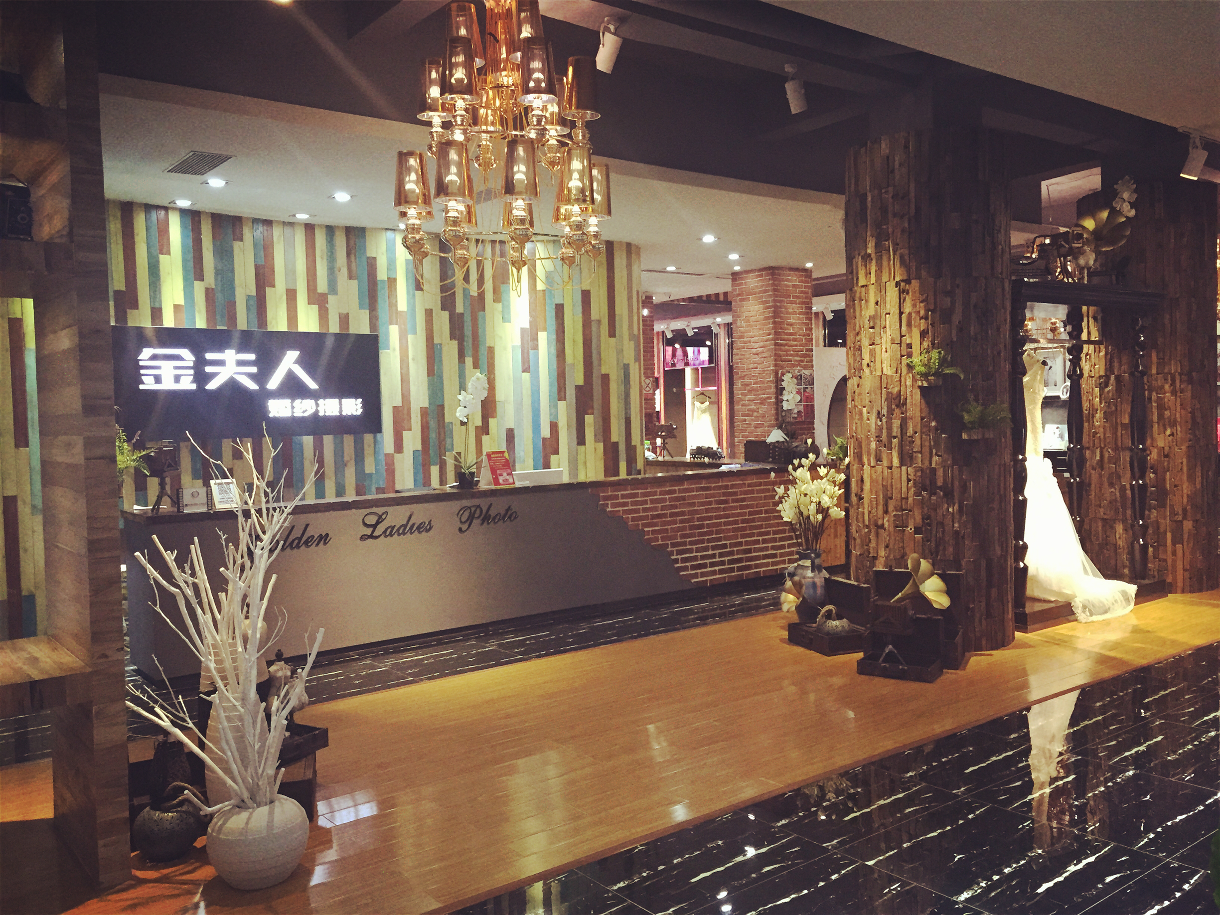 海口金夫人婚纱摄影