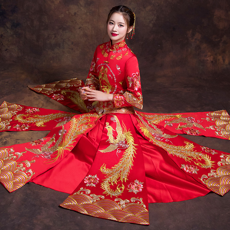 秀禾服新款龙凤褂结婚敬酒服古代婚纱嫁衣秀和服新娘图片