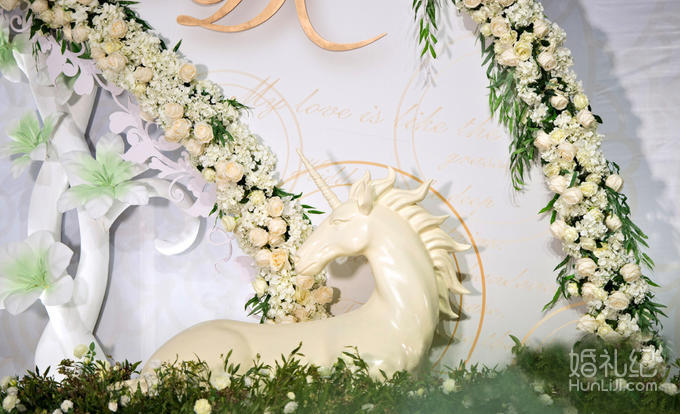 小清新森系花艺简约唯美浪漫童话城堡主题婚礼