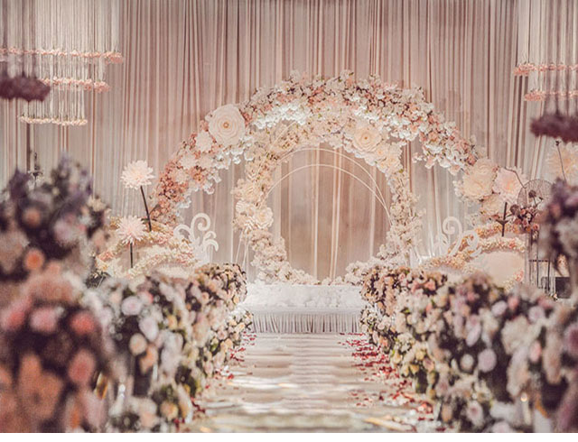 梦境的交织,我梦见我喜欢的人与别人共结连理,而我始终未至的婚礼 梦境的交织,我梦见我喜欢的人与别人共结连理,而我始终未至的婚礼