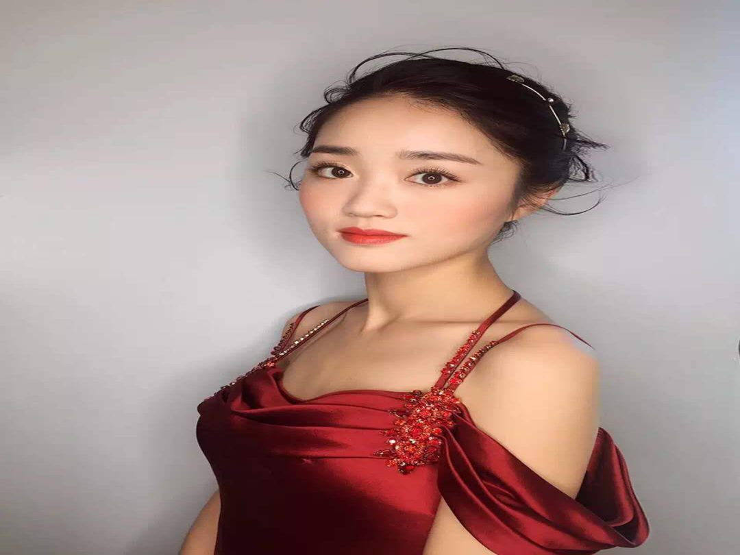艺鑫