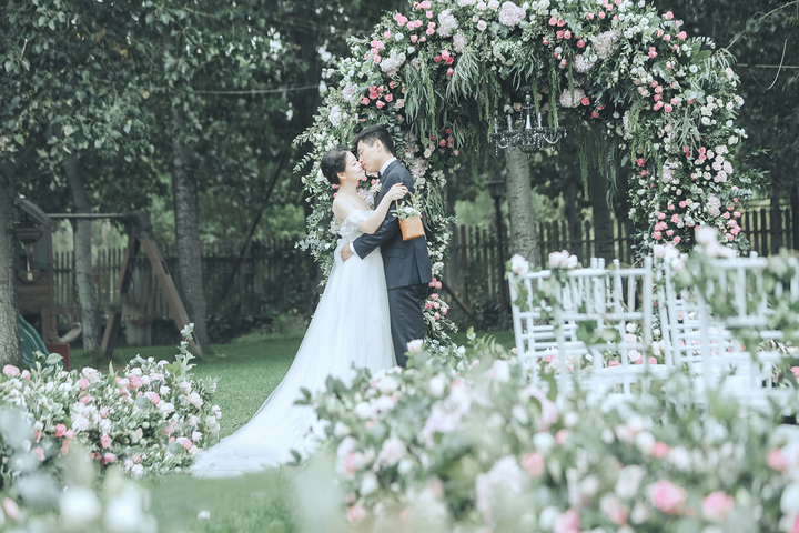 芳华——清新自然的勃朗宁花园婚礼