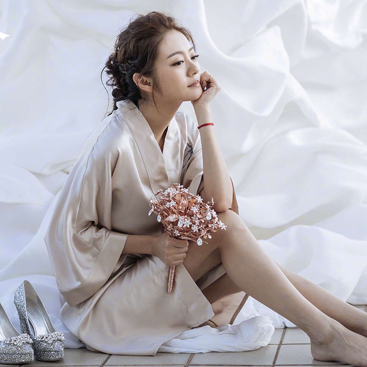 潮款新娘结婚晨袍化妆袍睡袍
