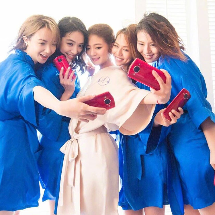 潮款新娘结婚晨袍化妆袍睡袍