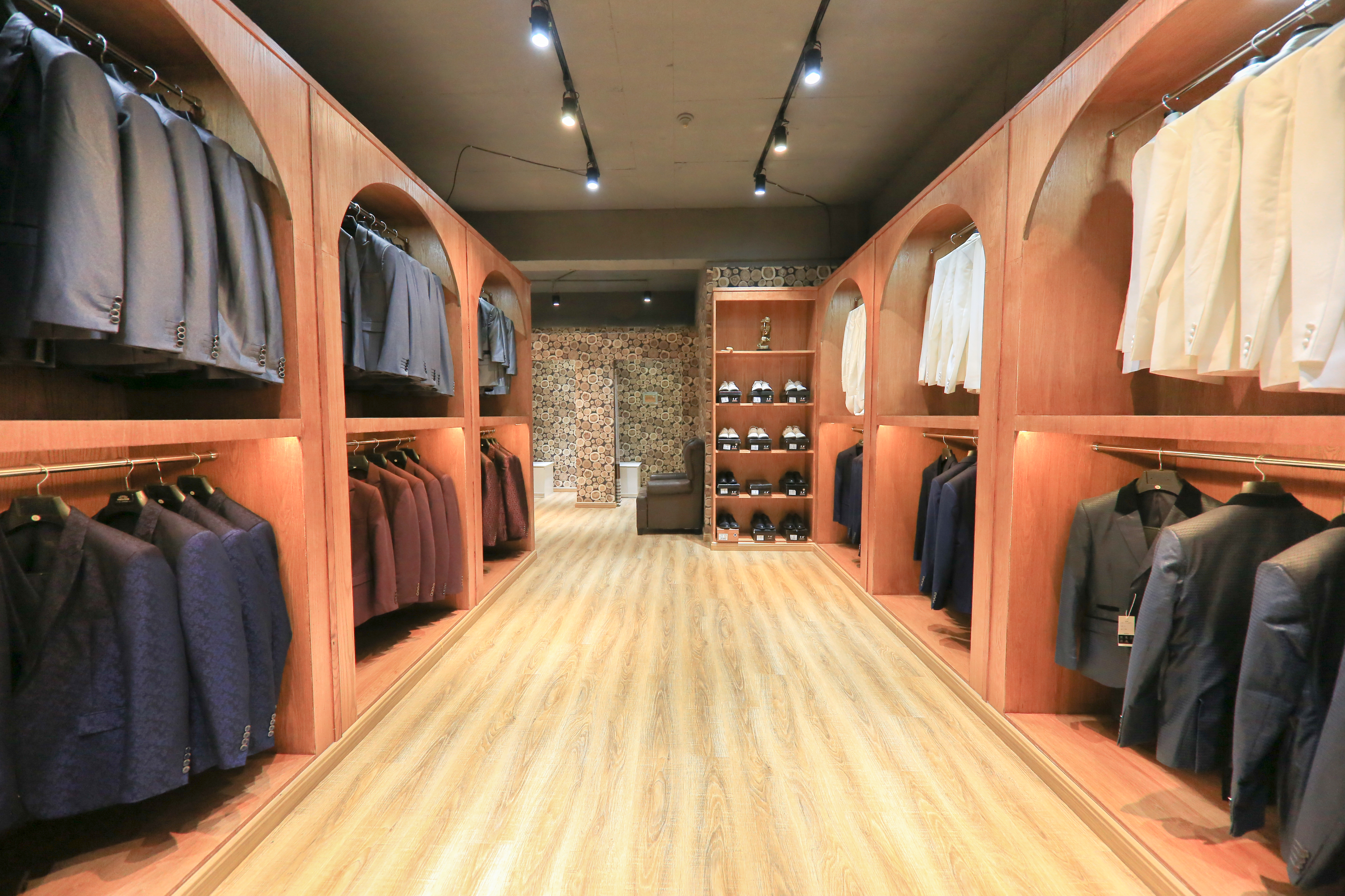 台北邦德英式西服(连云港分店)