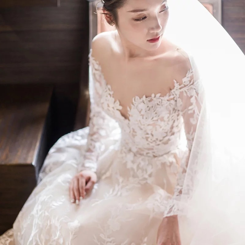安以轩同款进口蕾丝拖尾婚纱