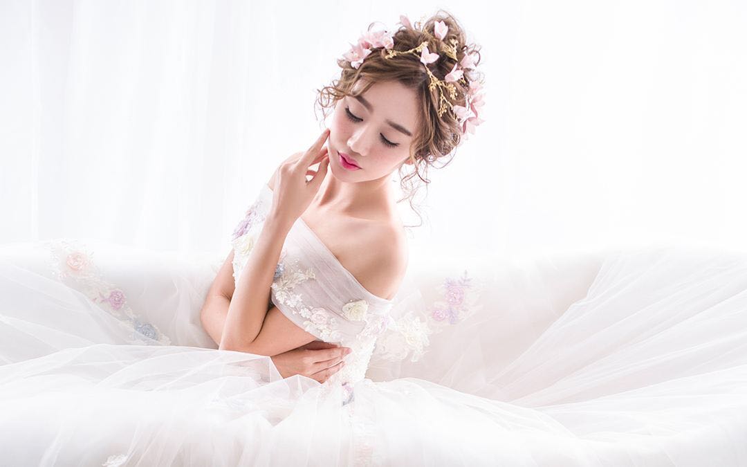 菲梵婚纱彩妆
