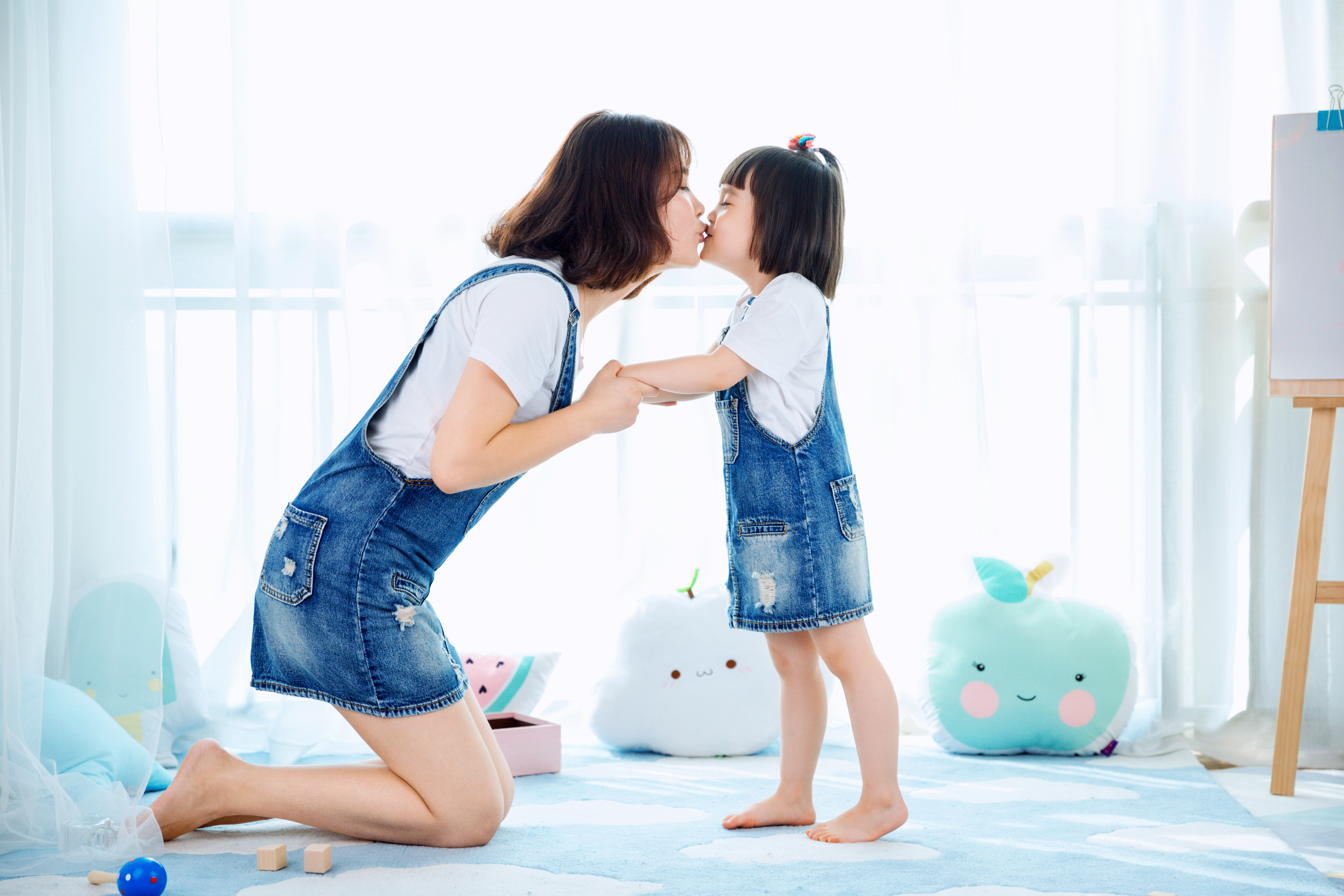 僅售688元，價(jià)值2068元經(jīng)典親子照親子攝影 