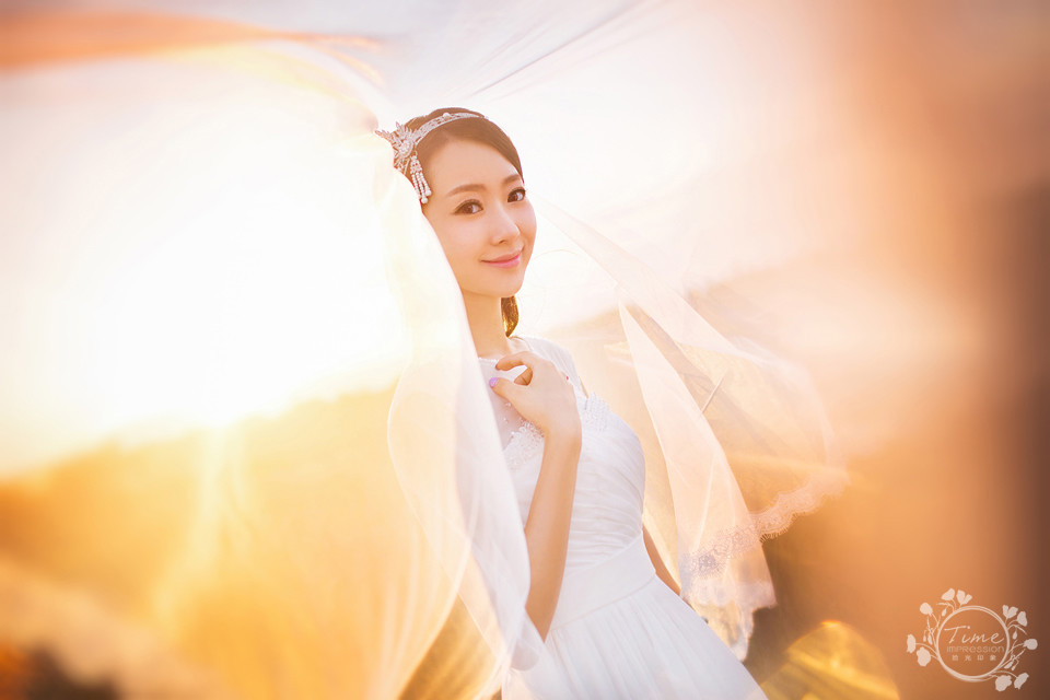 唯美韩式－性价比套系10服1造服装任选，底片全送