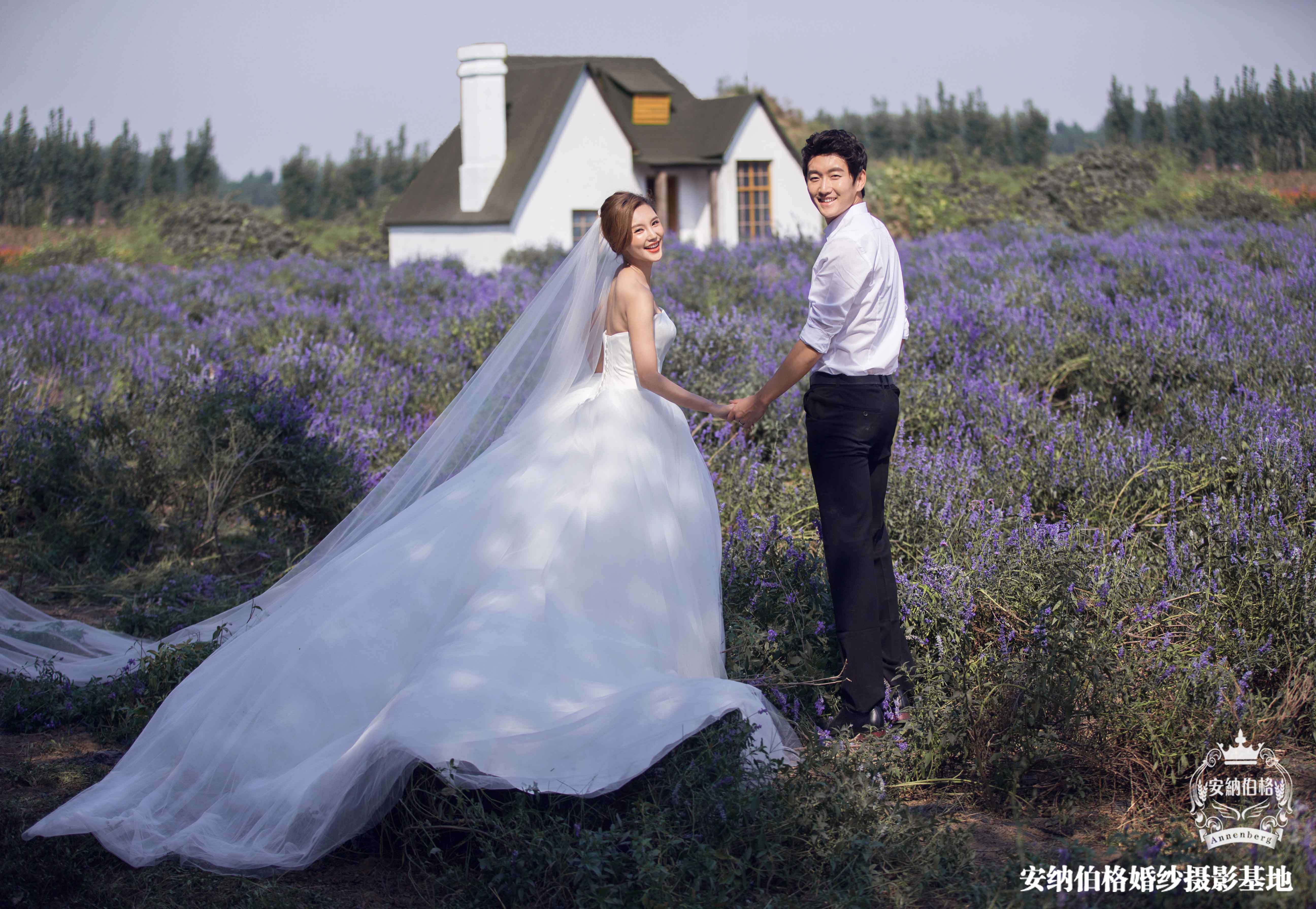 初來乍到  勁爆低價 7折優(yōu)  特色定制婚紗攝影