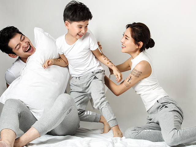左拍右攝兒童攝影(萌娃合家歡主題)