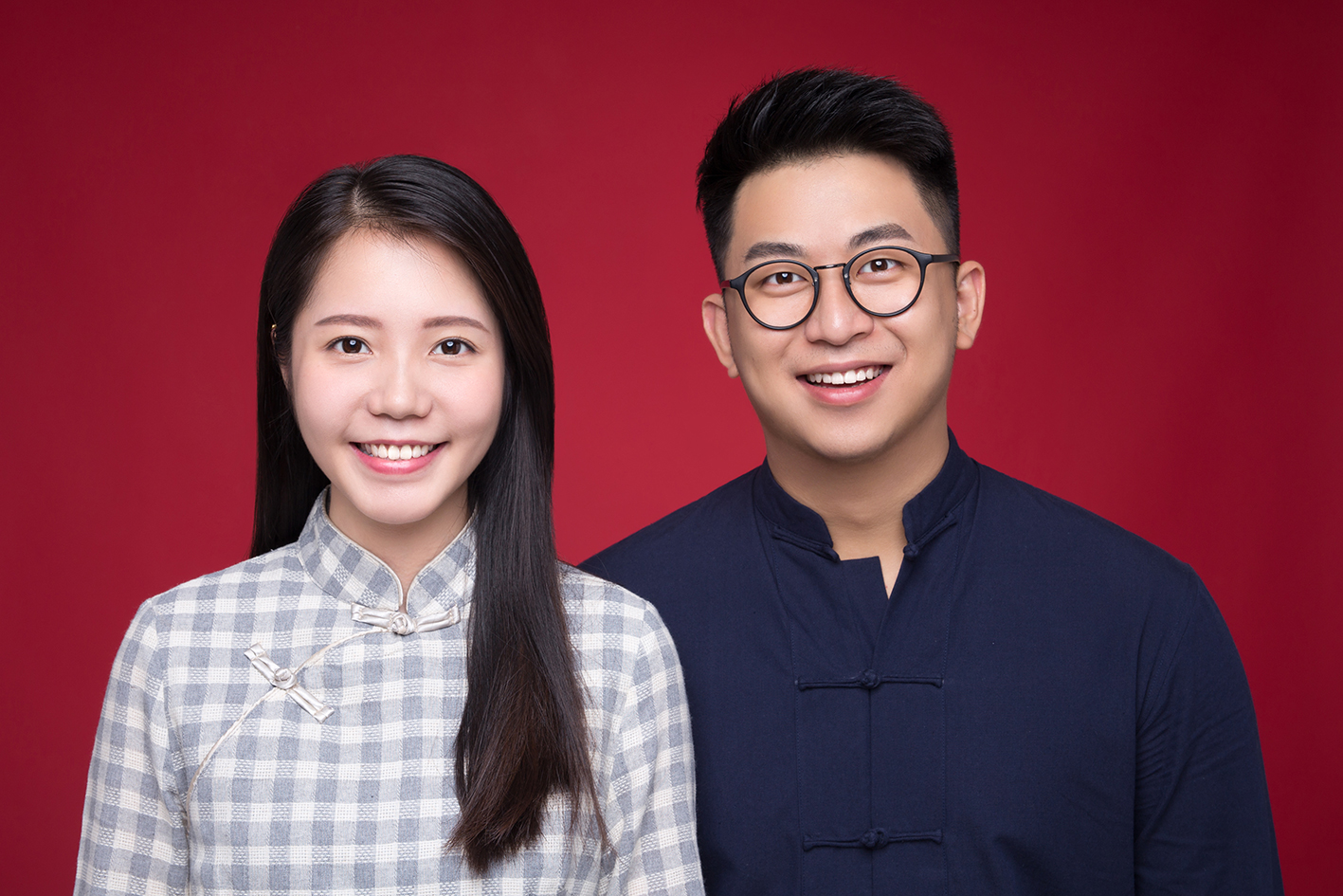 雙人幸福甜蜜結(jié)婚登記照！