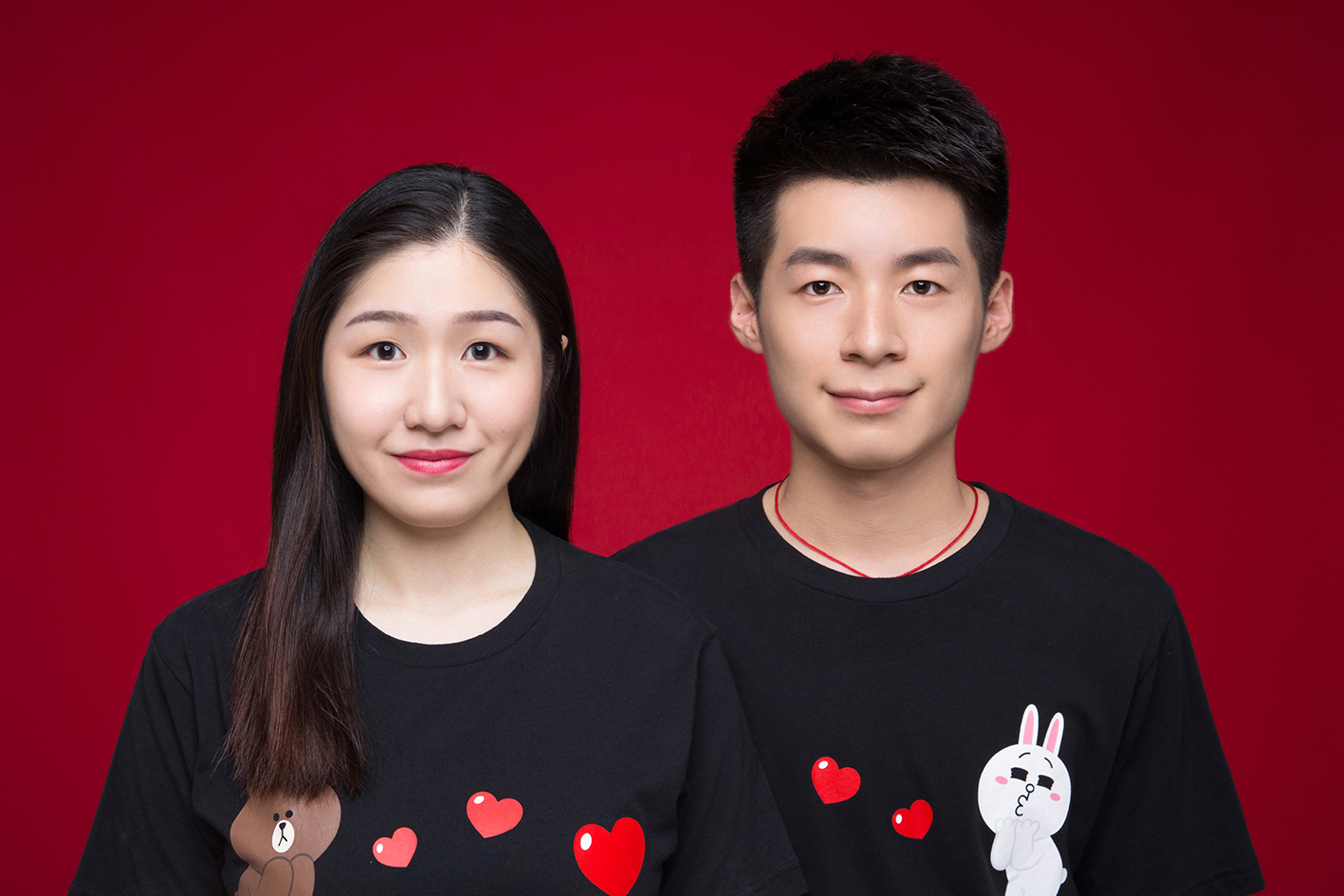 雙人幸福甜蜜結(jié)婚登記照！