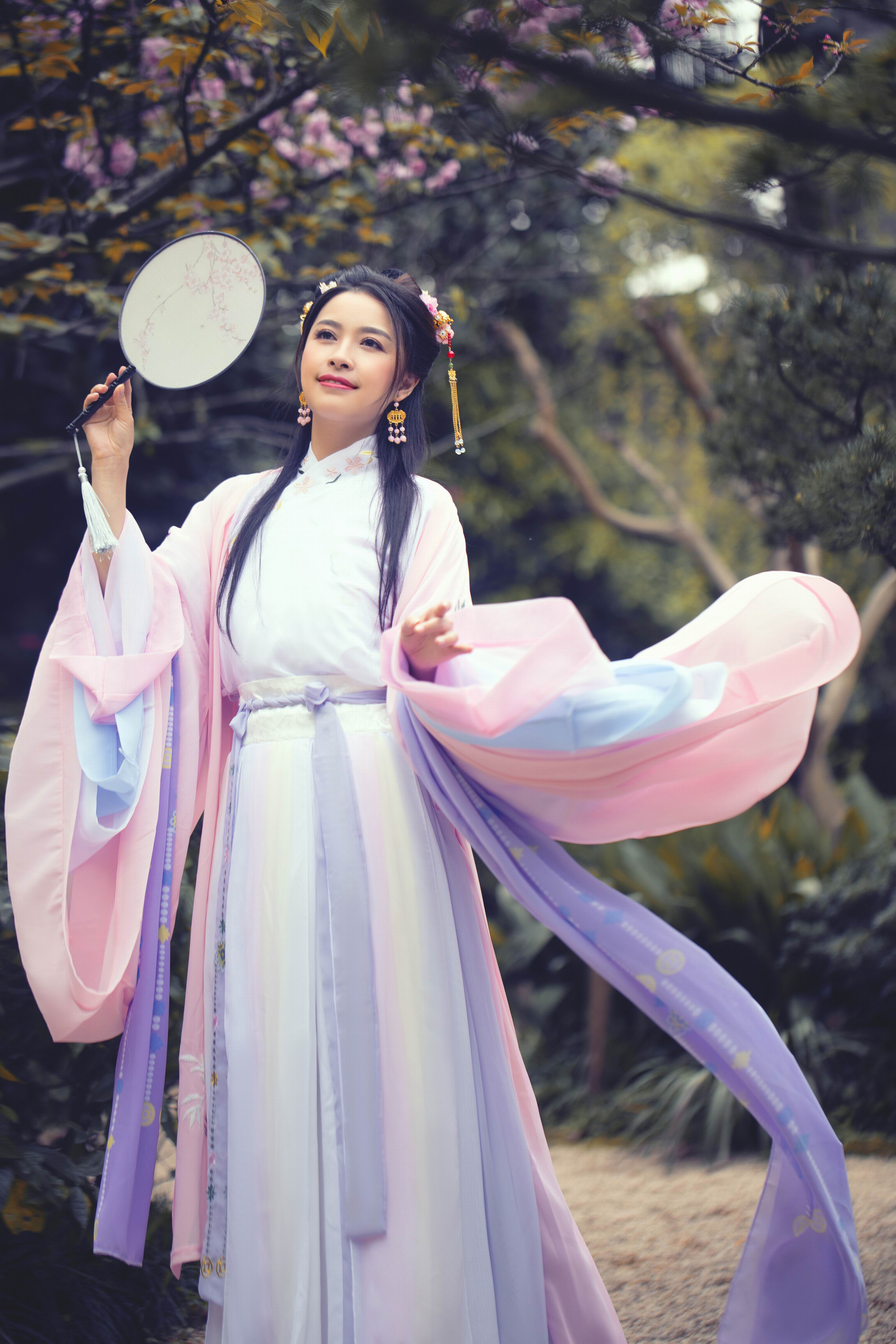 988特價(jià)外景古風(fēng)寫真【進(jìn)店看真實(shí)客片】包門票