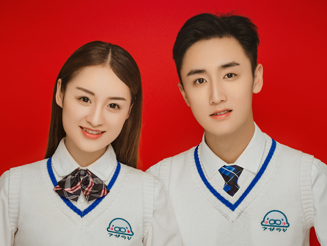 每一本結(jié)婚證都需要一張精致登記照