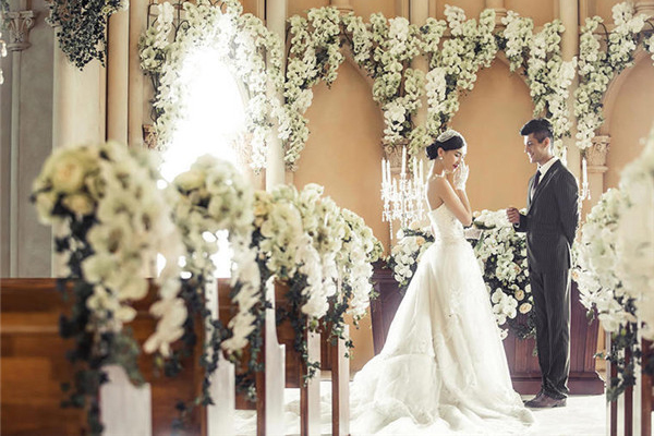 基督教婚礼主持词2018