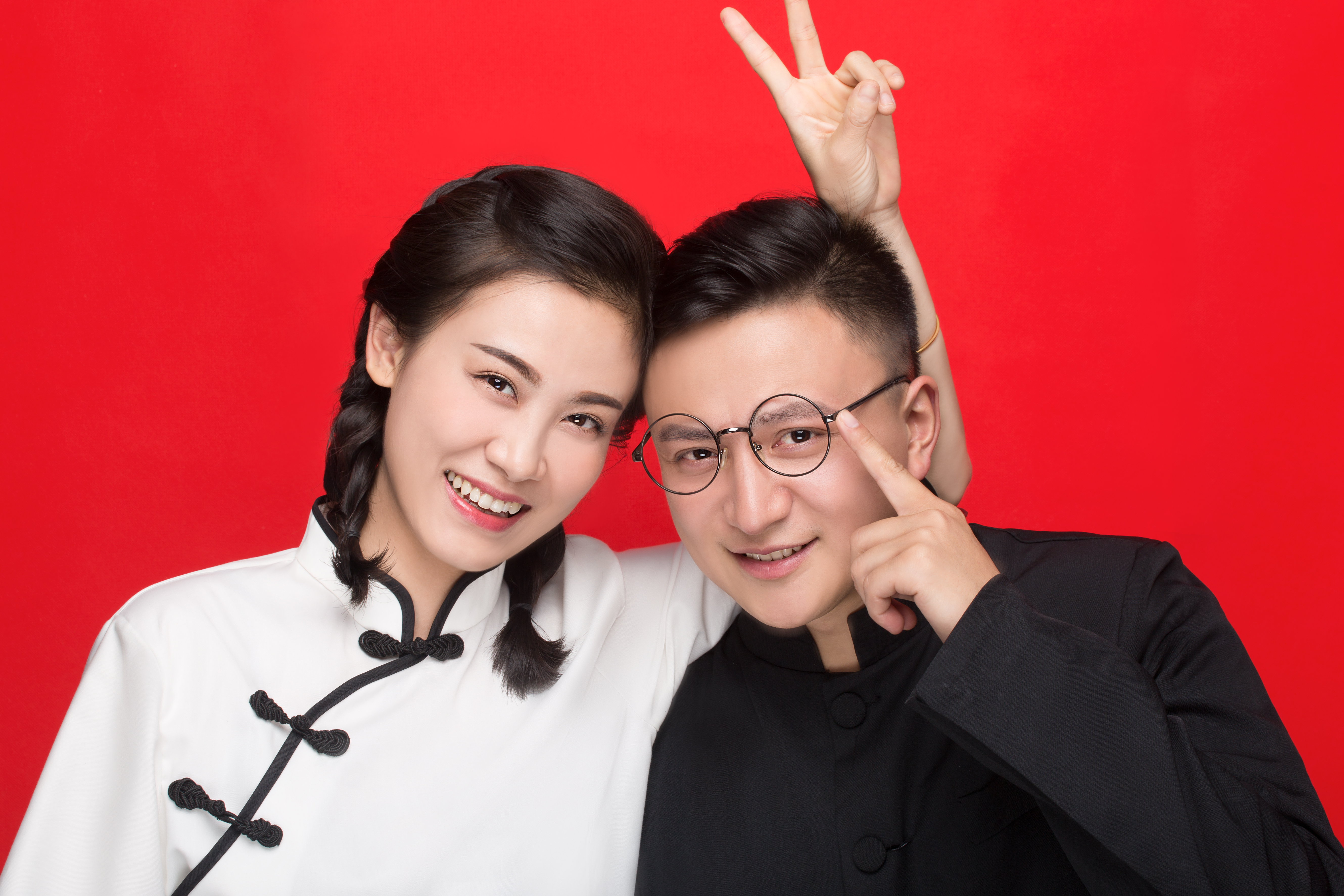 結(jié)婚登記照及紀(jì)念照套餐精修4張
