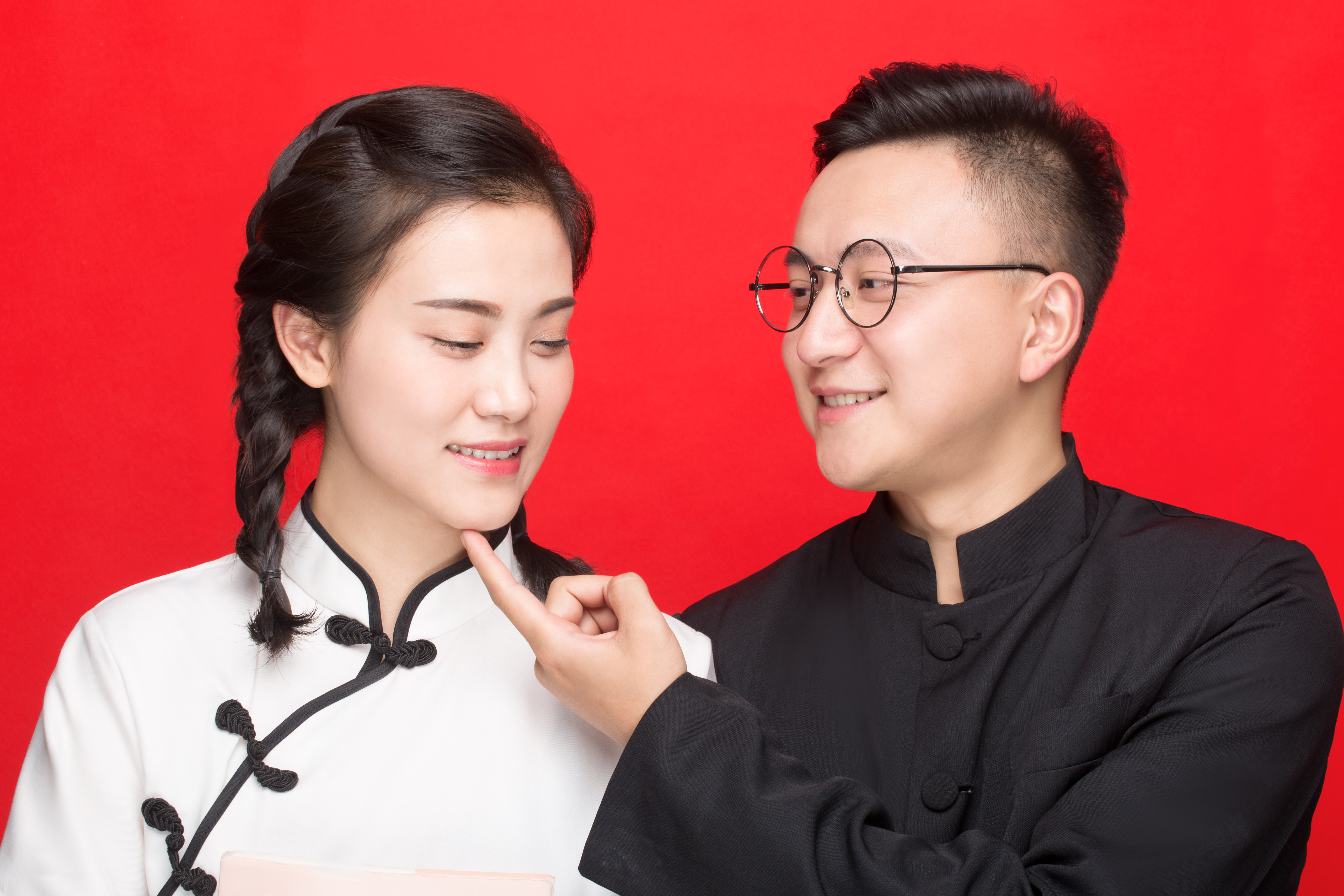結(jié)婚登記照及紀(jì)念照套餐精修4張