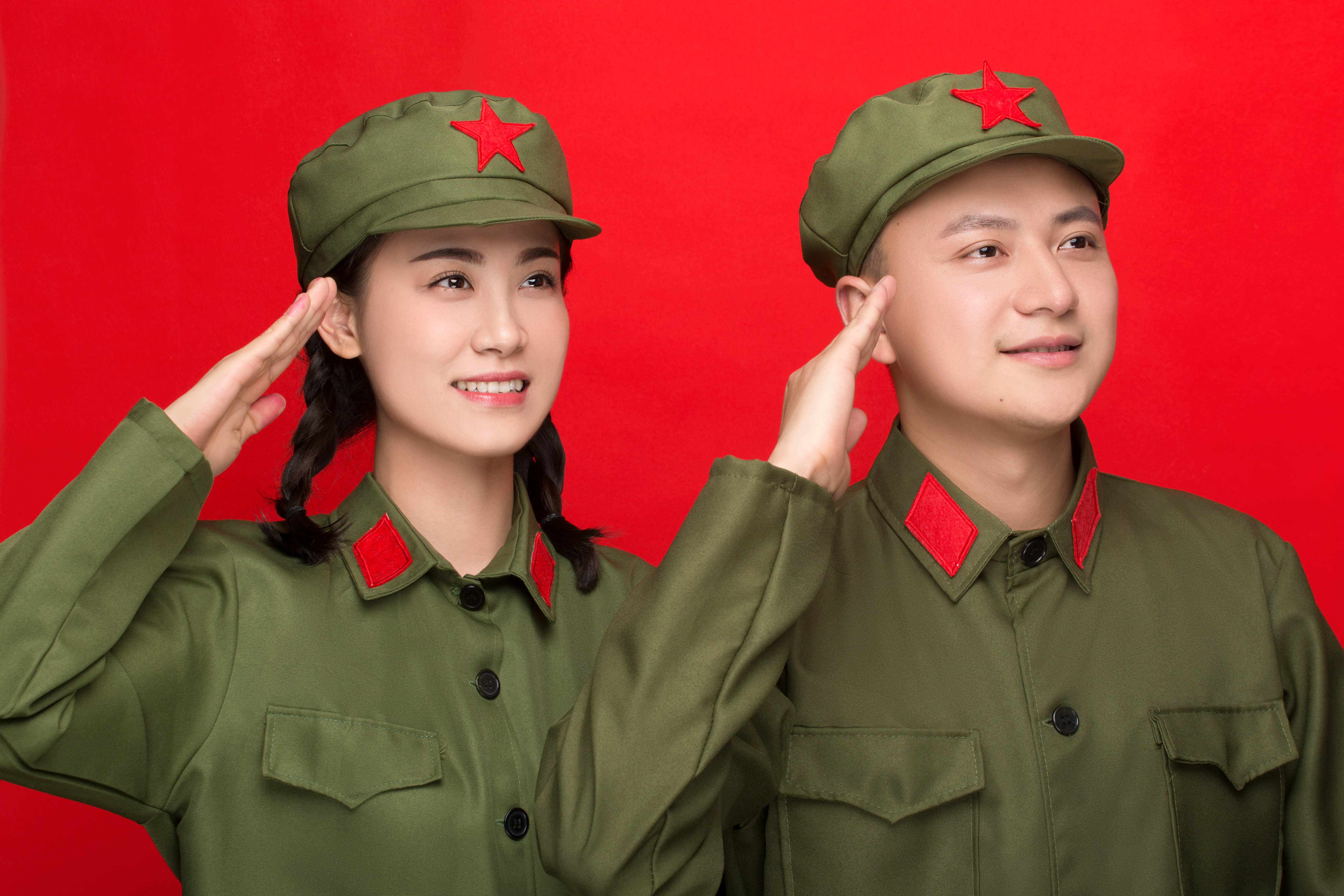 结婚登记照及纪念照套餐精修4张