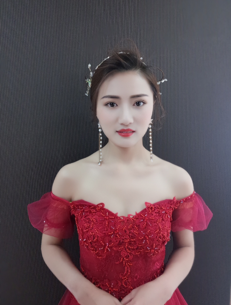 1k跟妆美开挂 流苏秀禾+奢华头饰路人秒变女神
